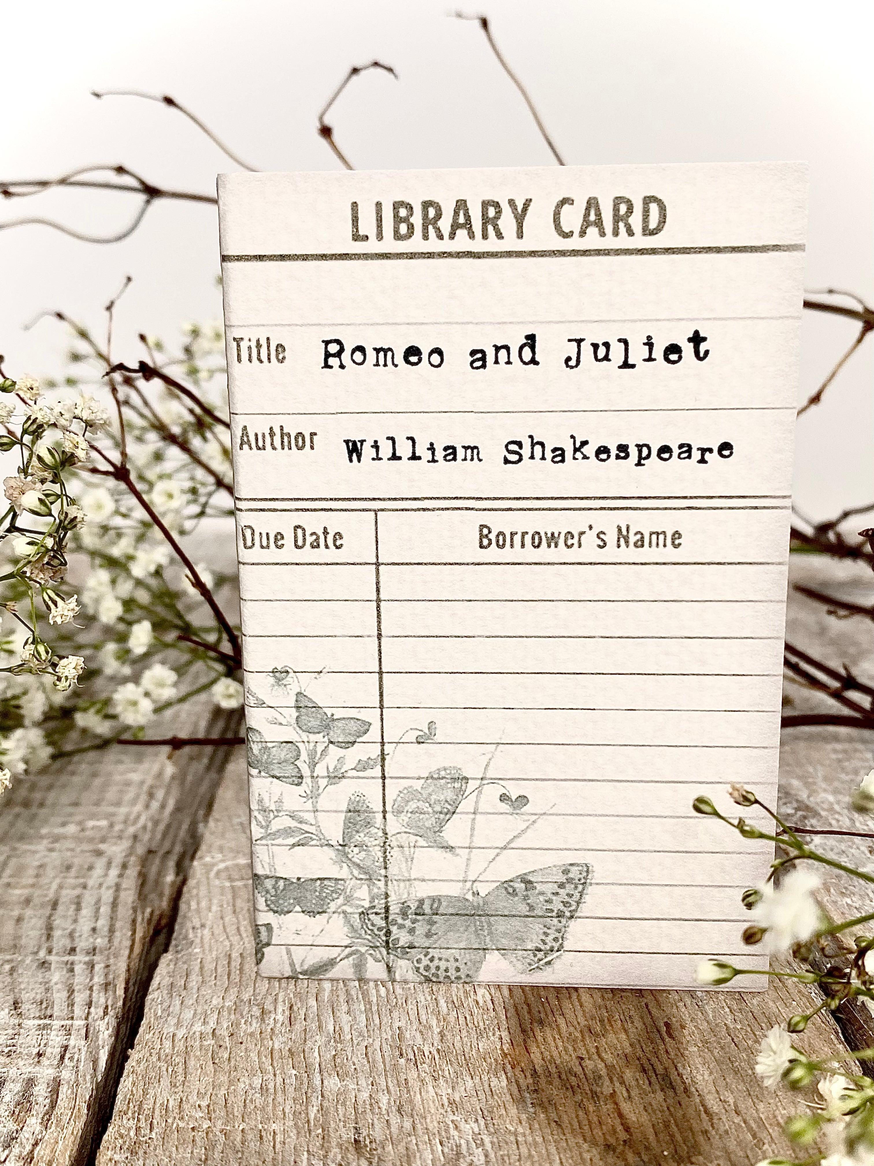 Literary Classic Earrings - Romeo & Juliet, William Shakespeare