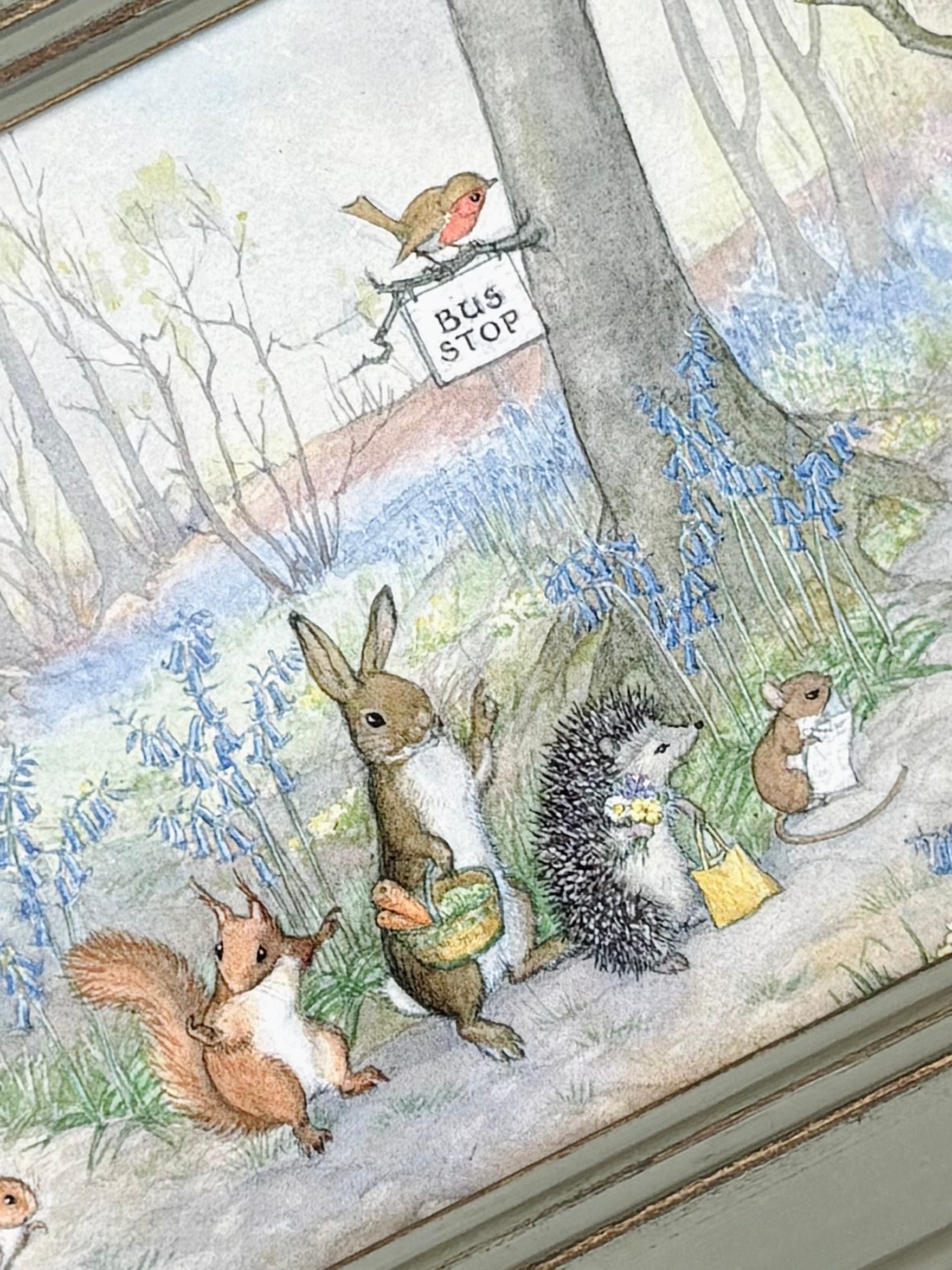 Catching The Bus by Molly Brett, 6x4" Framed Postcard