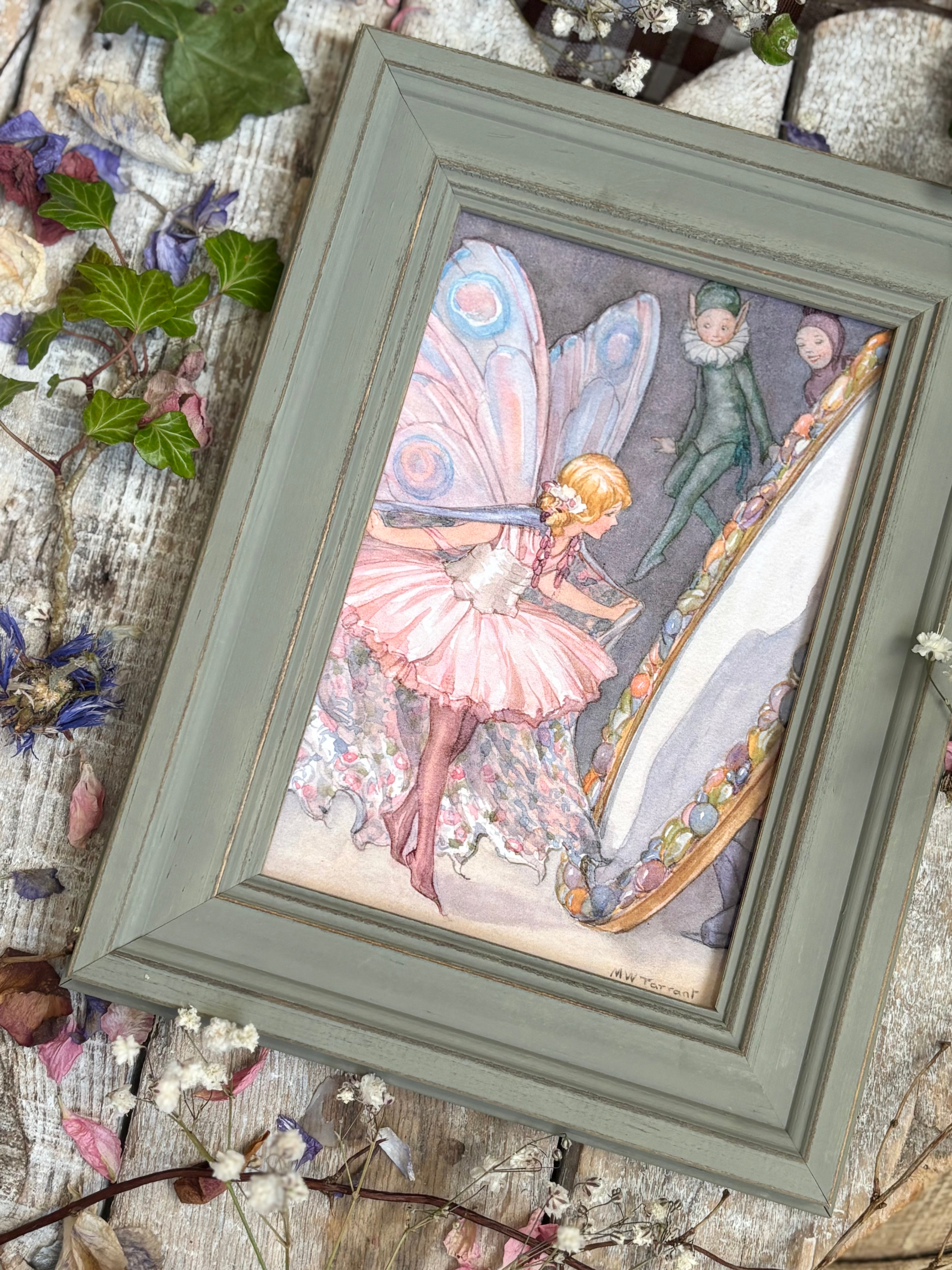 Looking Glass by Margaret Tarrant, 6x4" Framed Postcard