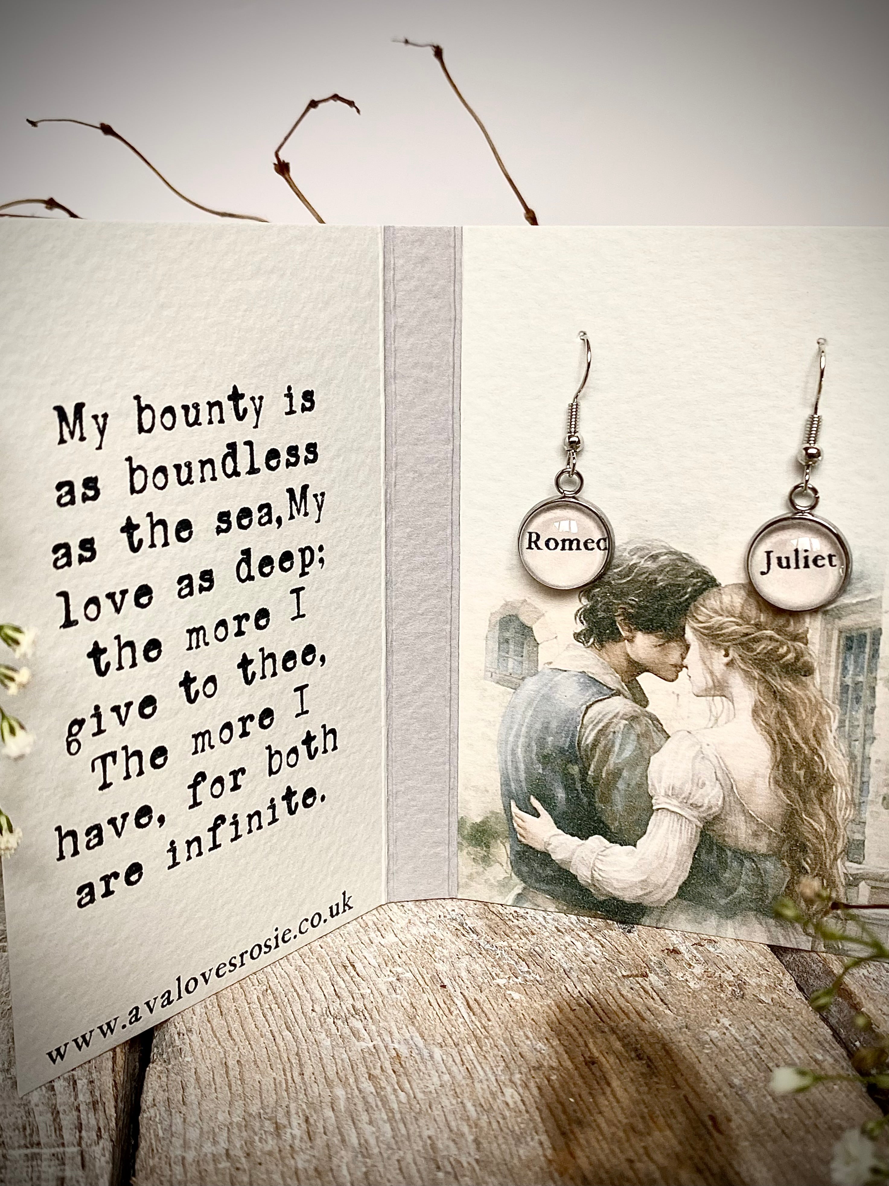 Literary Classic Earrings - Romeo & Juliet, William Shakespeare