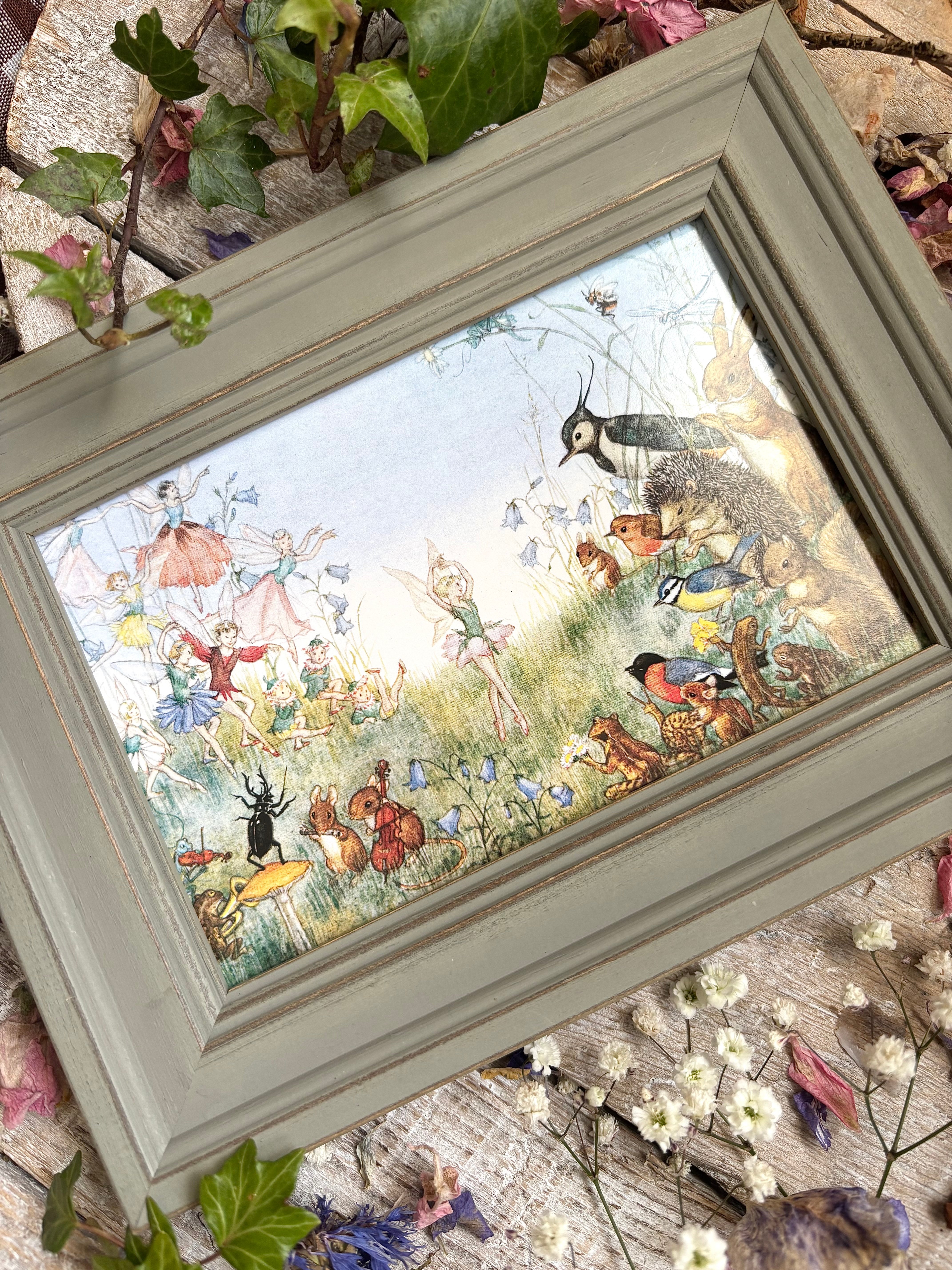 Flower Ballet by Molly Brett, 6x4" Framed Postcard