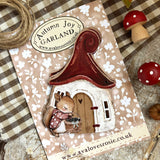 Sweet Little Squirrel Toadstool House Garland - Autumn 25